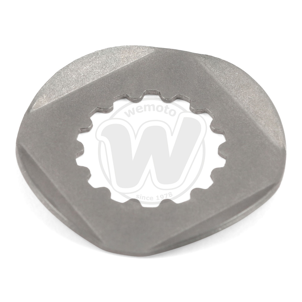 0YP5637_aa9556 two.jpg